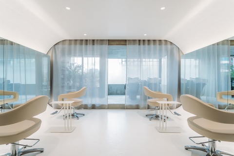 30-Minute Complimentary Head Spa